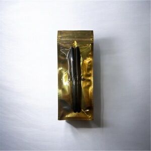 💎 Mischo Beauty Lip Liner Duo | Madam & Ijama